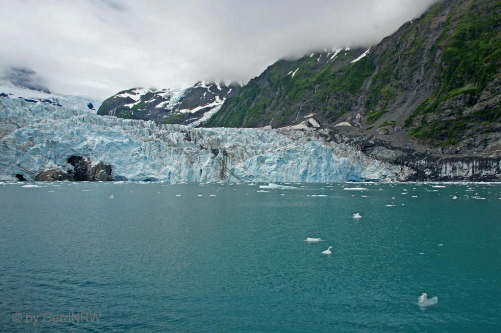 Surprise Glacier, Prince William Sound, Alaska, USA