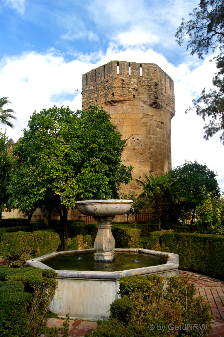 Tower, Alcázar de los Reyes Cristianos, Cordoba, Spain - Festungsturm, Alcázar de los Reyes Cristianos, Cordoba, Spanien