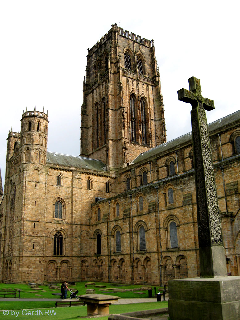 Durham Cathedrale, a Normannic Church from 1095, Durham, Durham County, UK - Kathedrale von Durham, eine normannische Kirche von 1095