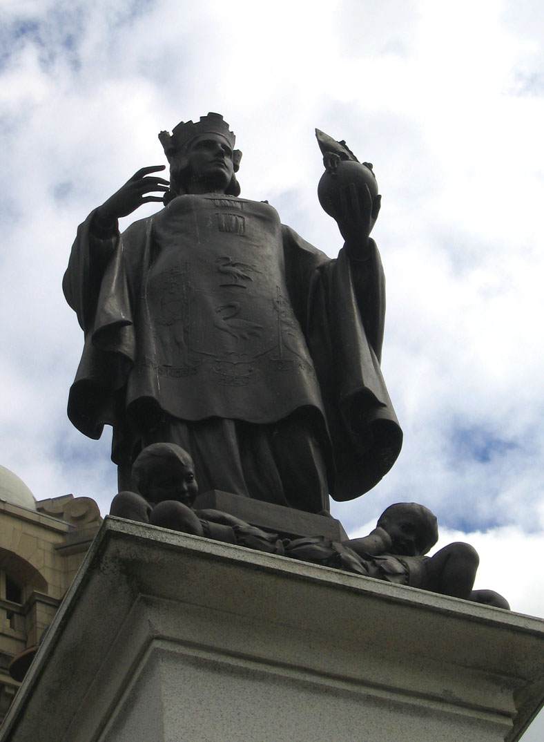Edward VII-Statue at Pier Head Liverpool, UK