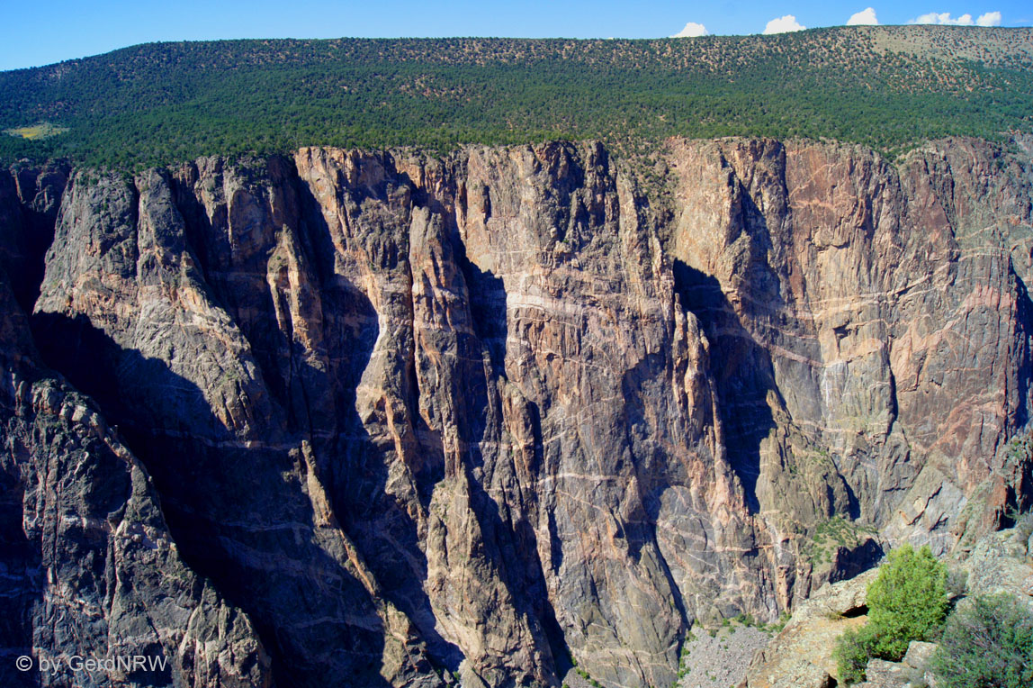 Painted Wall Overlook, Black Canyon of the Gunnison National Park, Colorado, USA