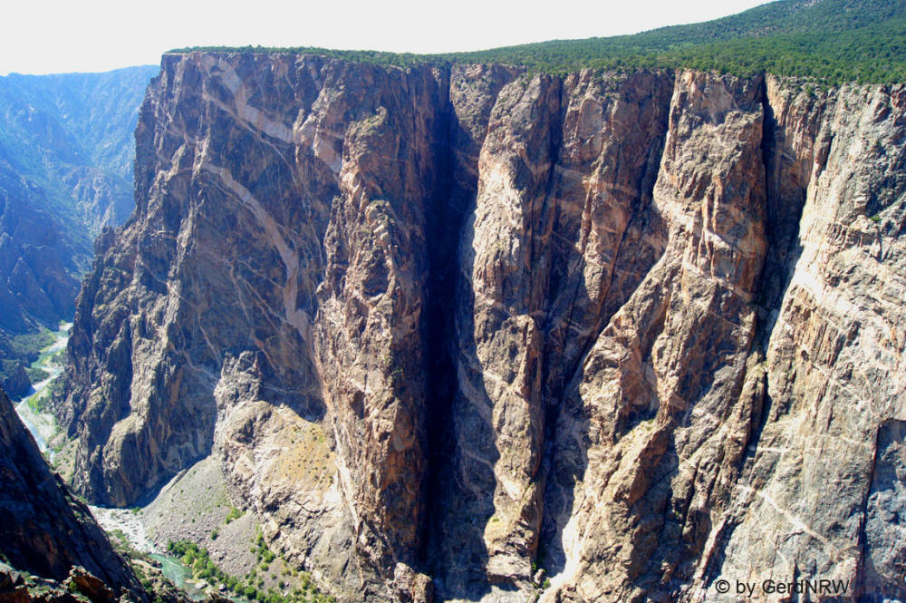 Painted Wall Overlook, Black Canyon of the Gunnison National Park, Colorado, USA