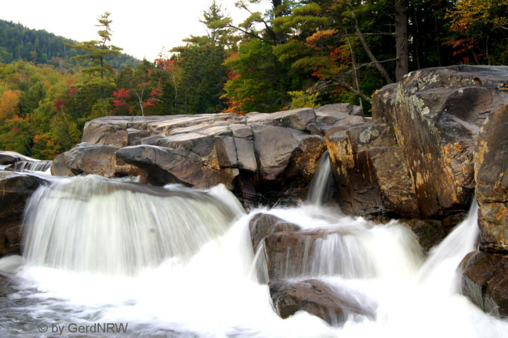 Swift River, Lower Falls Area, Kancamagus Highway, White Mountains, New Hamshire, USA