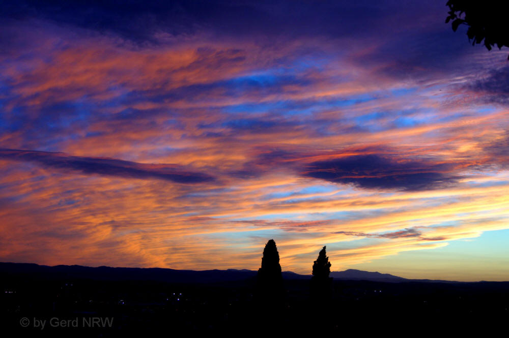 Sunset over Granada from Mirador de San Nicolás, Spain - Sonnenuntergang über Granada vom Mirador de San Nicolás, Granada, Spanien