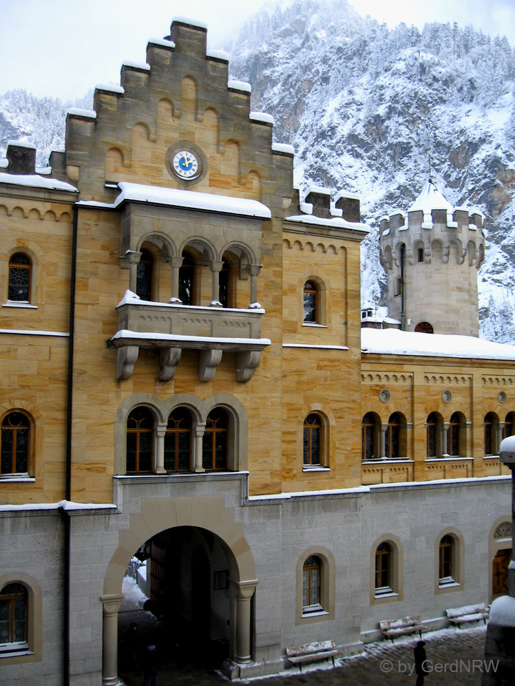 New Swanstone Castle, Gate house (Schloss Neuschwanstein, Torhaus), Fuessen, Germany