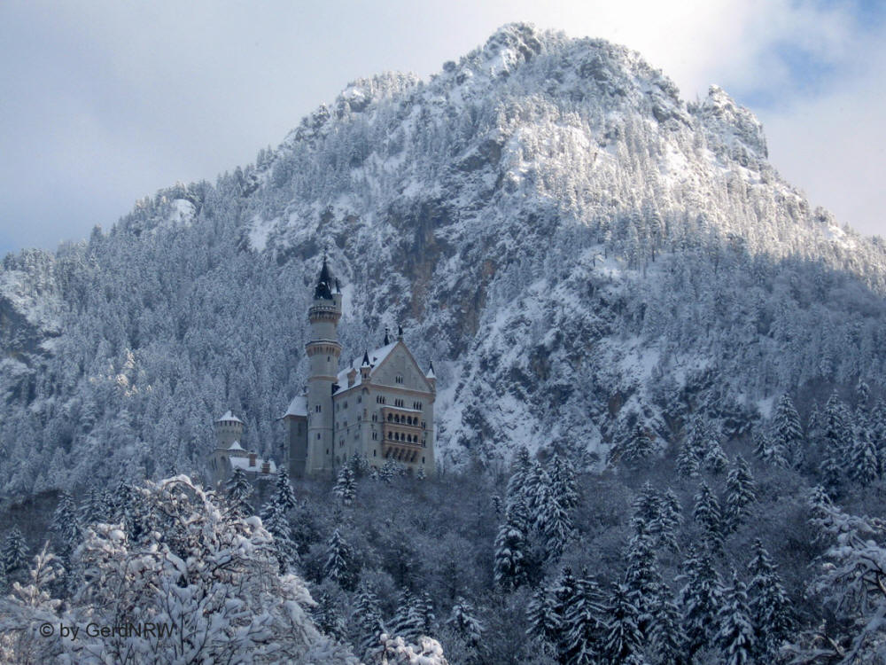 New Swanstone Castle (Schloss Neuschwanstein), Fuessen, Germany 