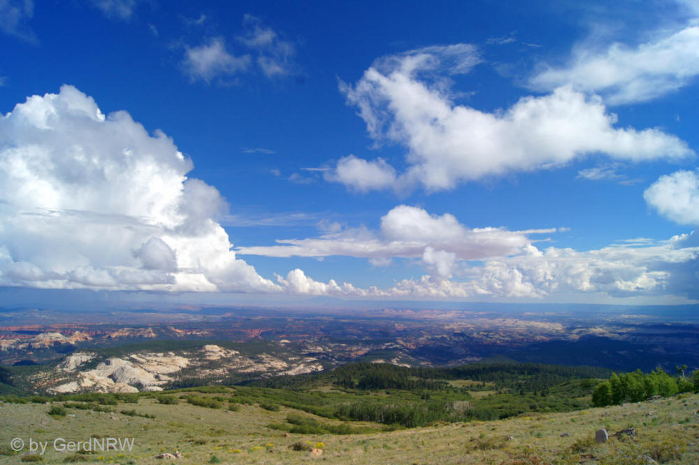 Head of the Rocks Overlook, Scenic Byway UT-12, Utah, USA